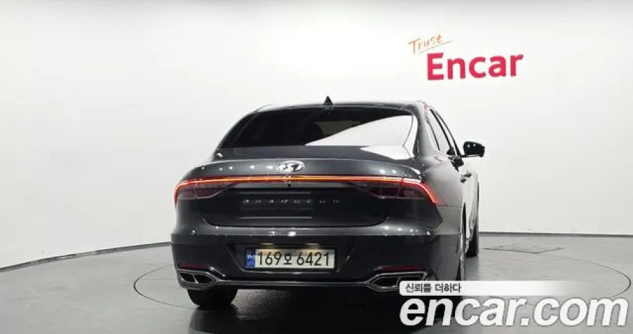 Hyundai Grandeur 