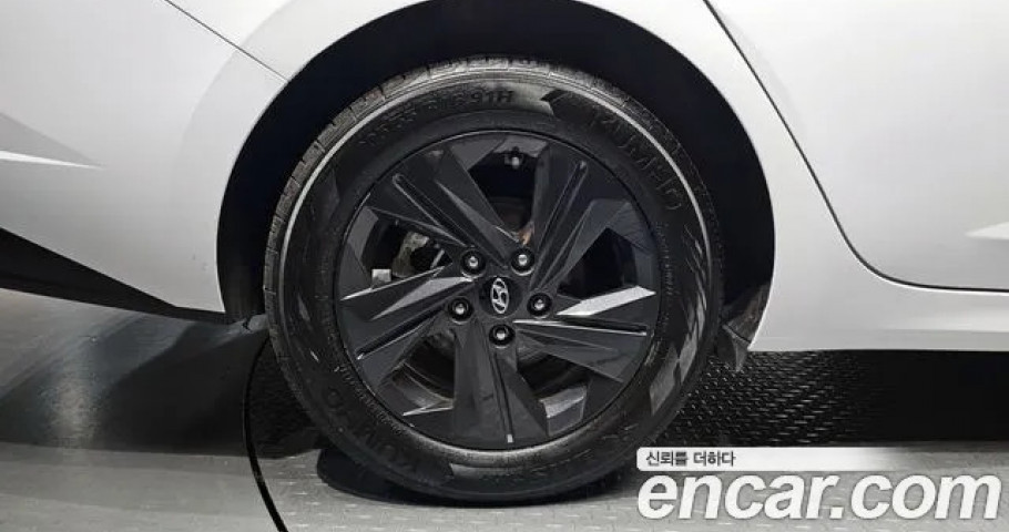 Hyundai Avante (Elantra) 