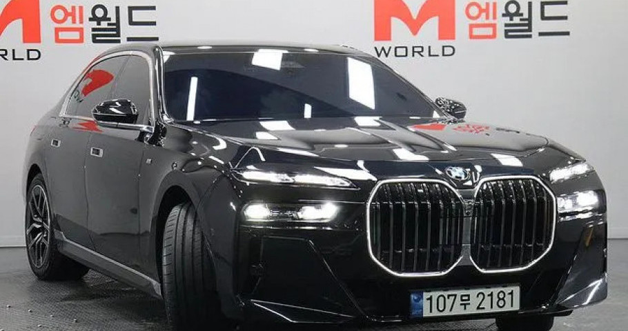 Bmw 7-Series 