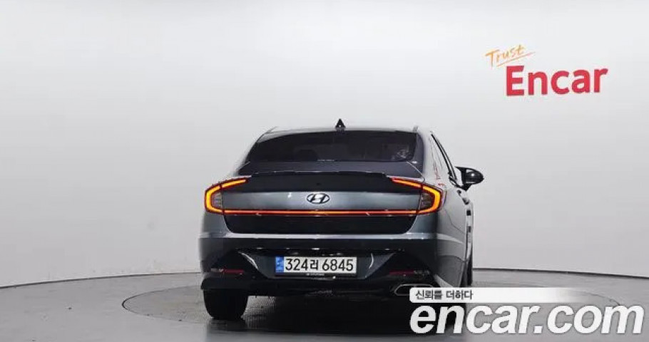 Hyundai Sonata 