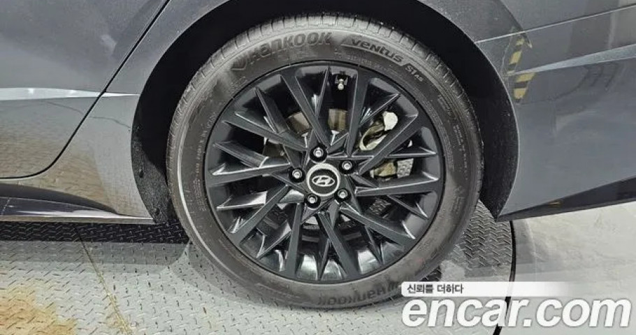 Hyundai Sonata 