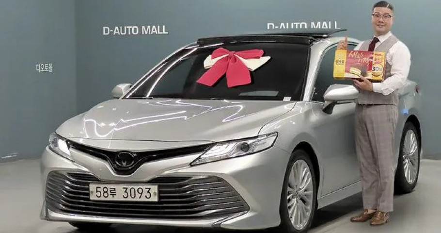 Toyota Camry 