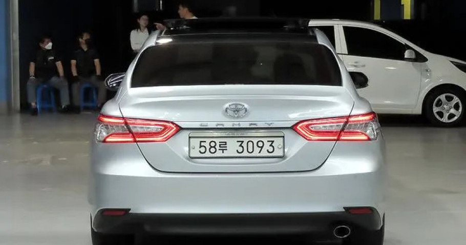 Toyota Camry 