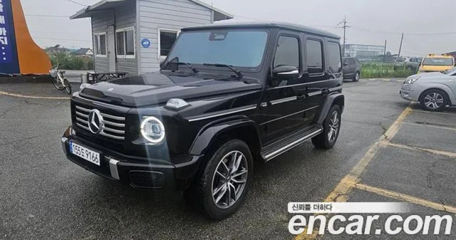 Mercedes-Benz G-Class 