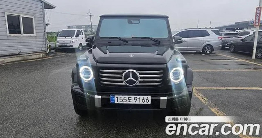 Mercedes-Benz G-Class 