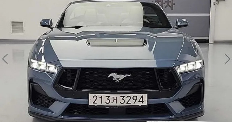 Ford Mustang 