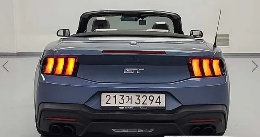 Ford Mustang 