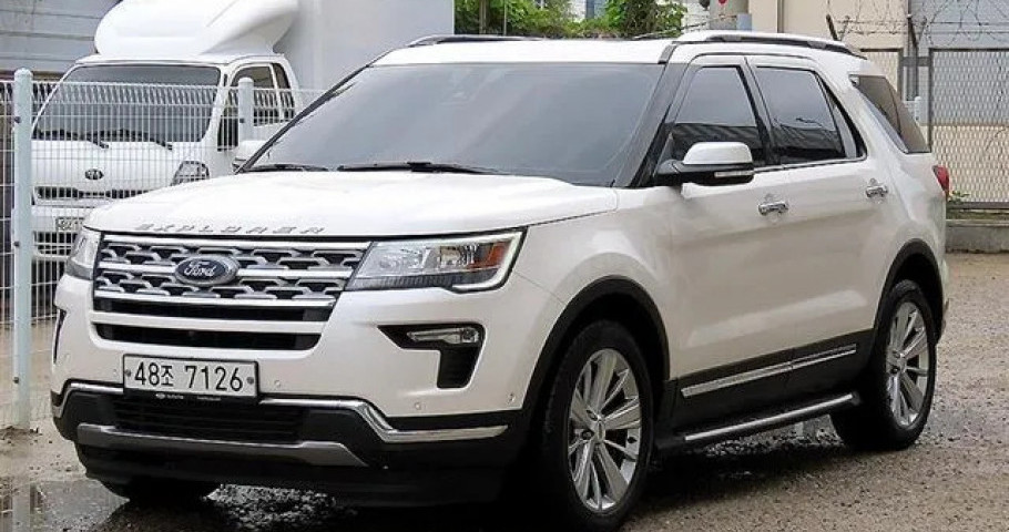 Ford Explorer 