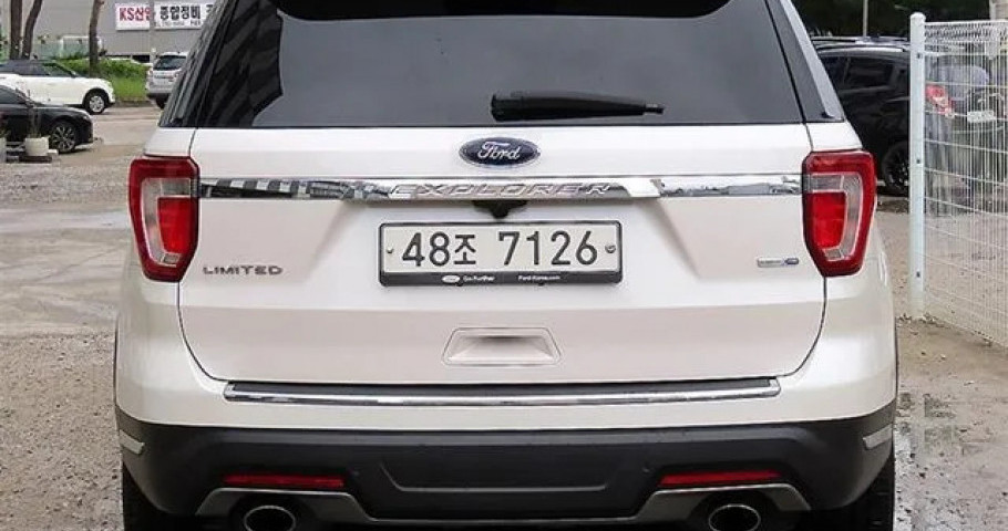 Ford Explorer 