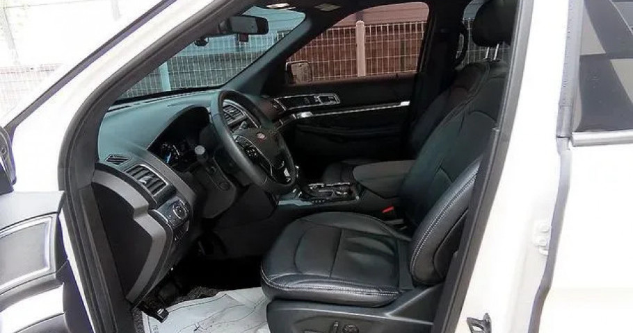 Ford Explorer 