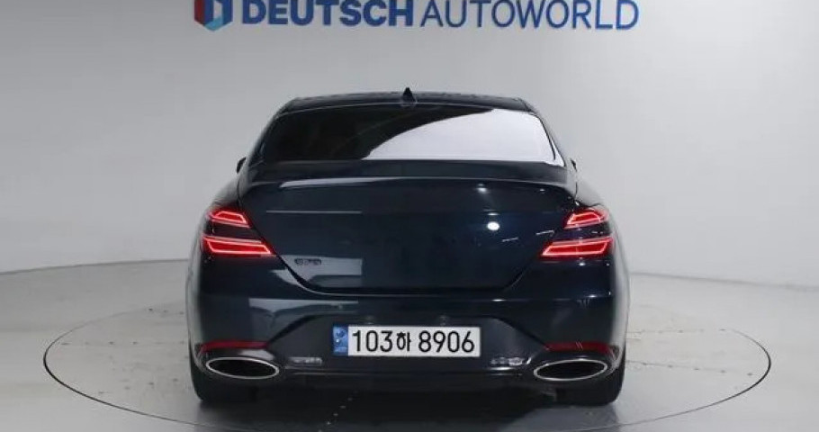 Genesis G70 