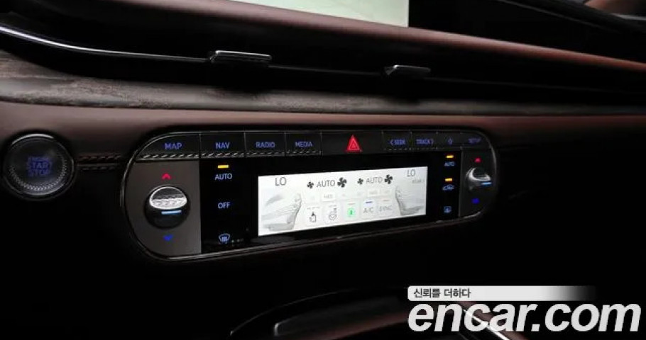 Genesis G90 