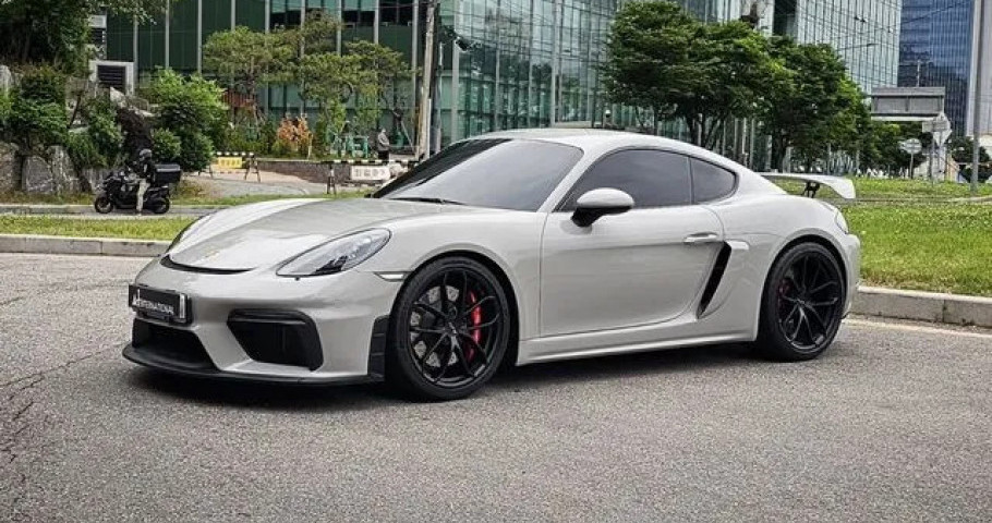 Porsche 718 