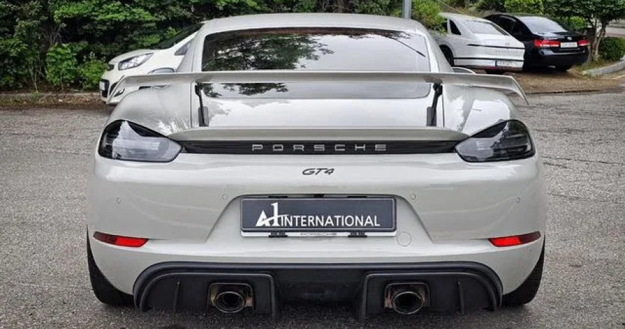 Porsche 718 