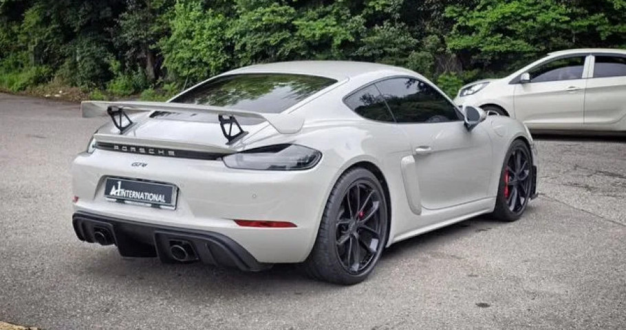 Porsche 718 
