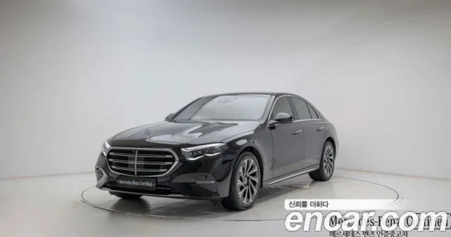 Mercedes-Benz E-Class 