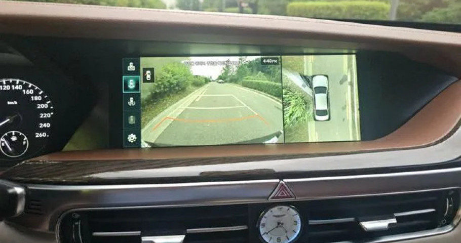 Genesis G90 