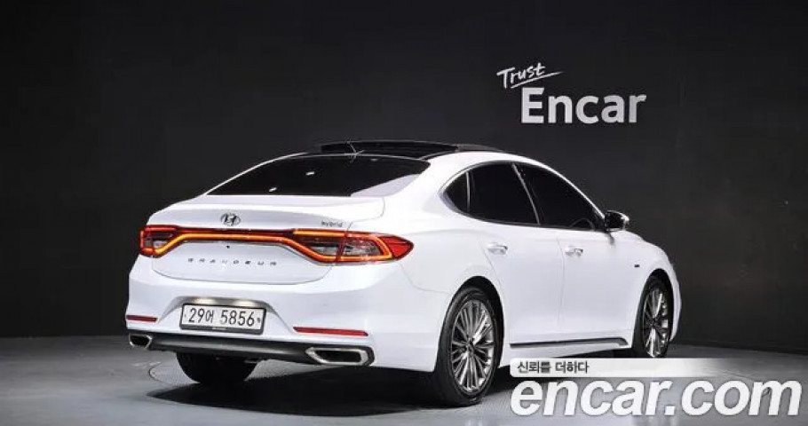 Hyundai Grandeur 