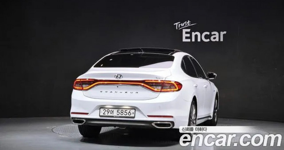 Hyundai Grandeur 