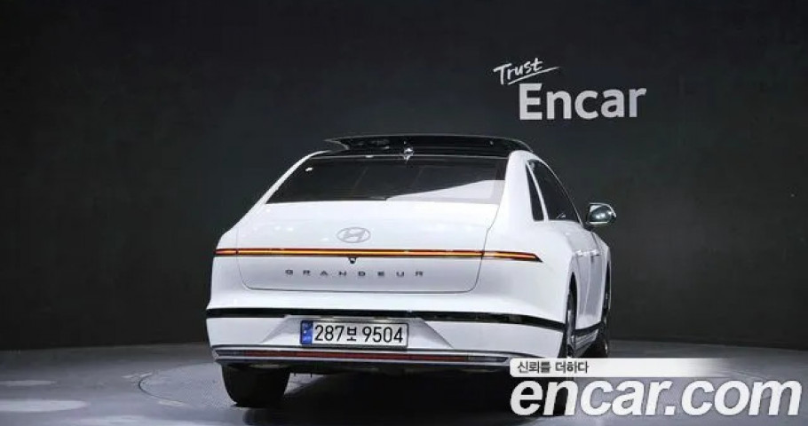 Hyundai Grandeur 