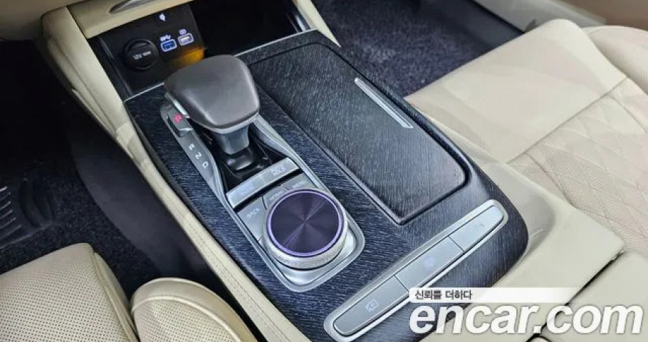 Kia K9 