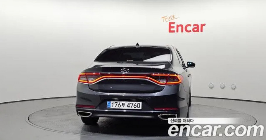 Hyundai Grandeur 