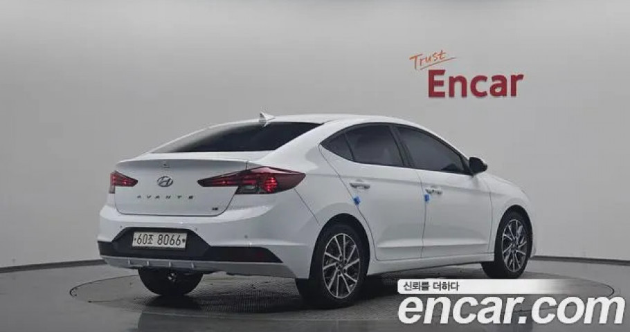 Hyundai Avante (Elantra) 