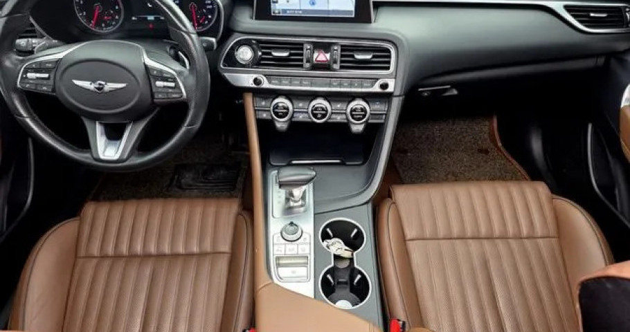 Genesis G70 