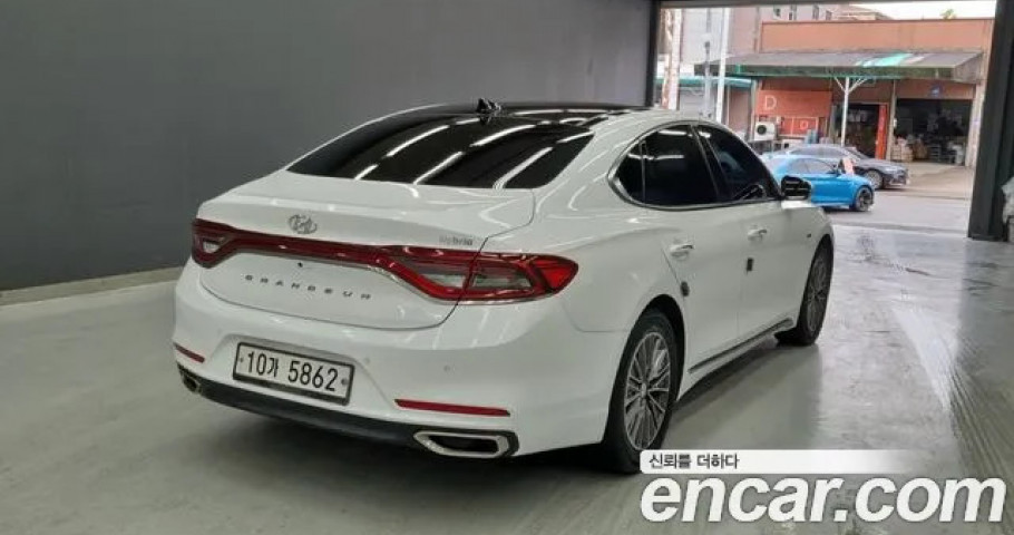 Hyundai Grandeur 