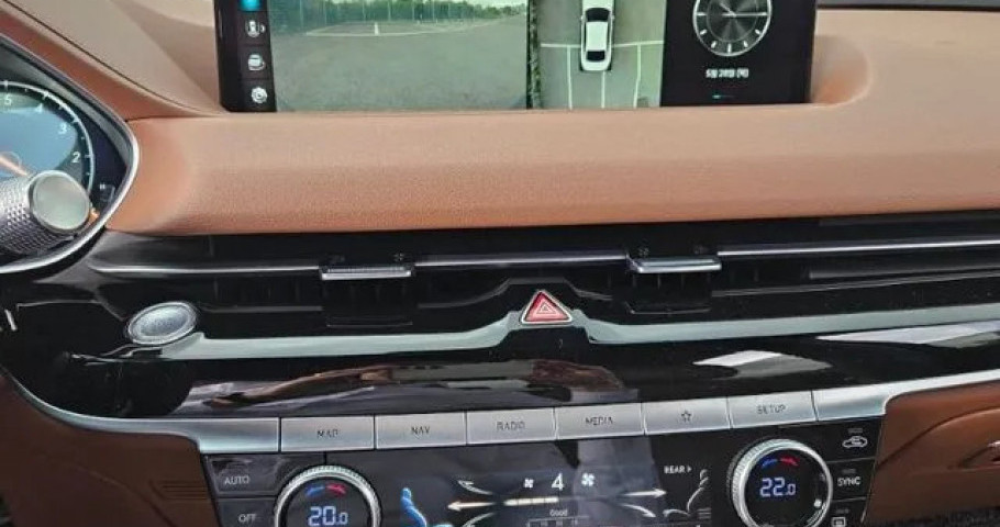Genesis G80 