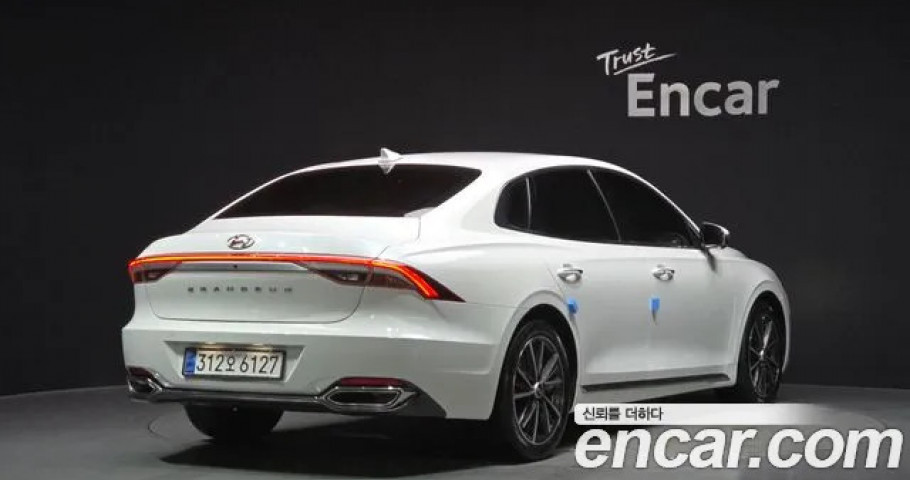 Hyundai Grandeur 