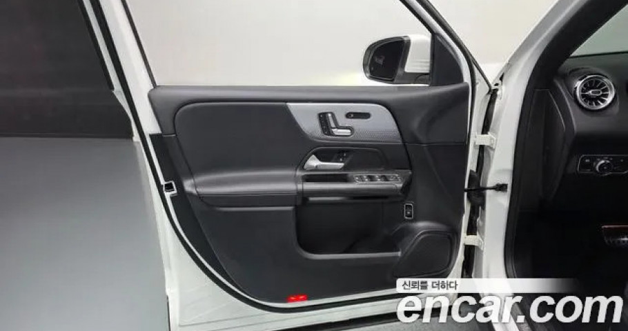 Mercedes-Benz Glb-Class 