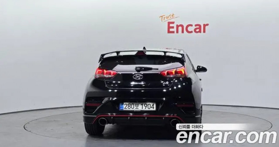 Hyundai Veloster 