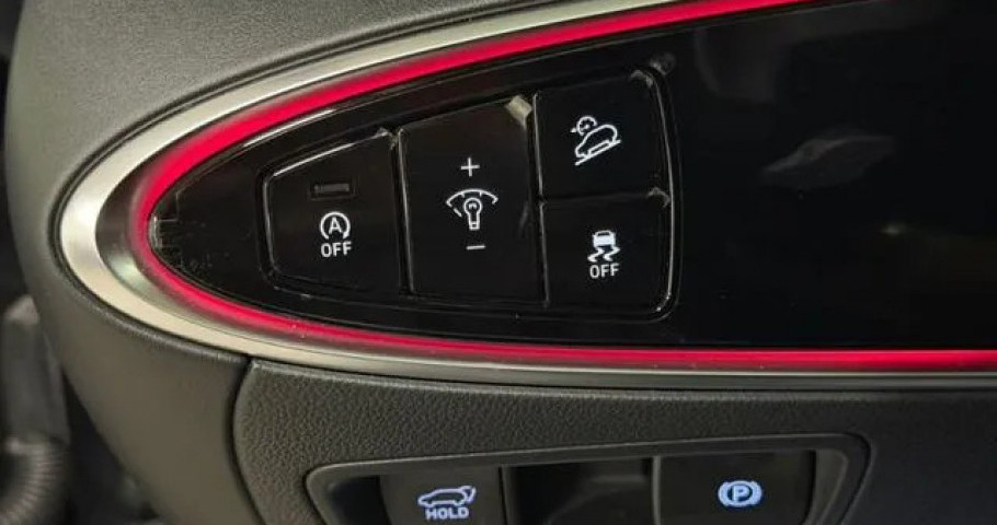 Genesis Gv70 