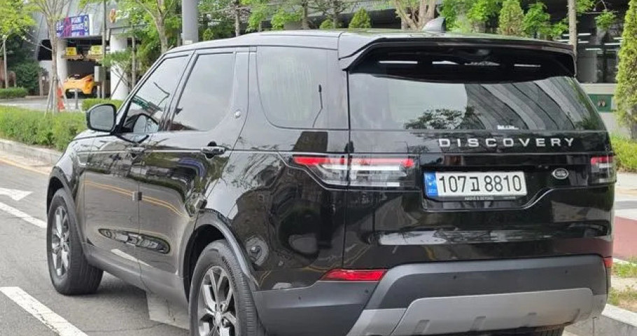 Land Rover Discovery 