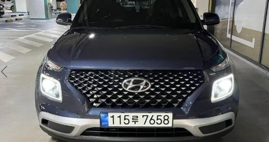 Hyundai Venue 