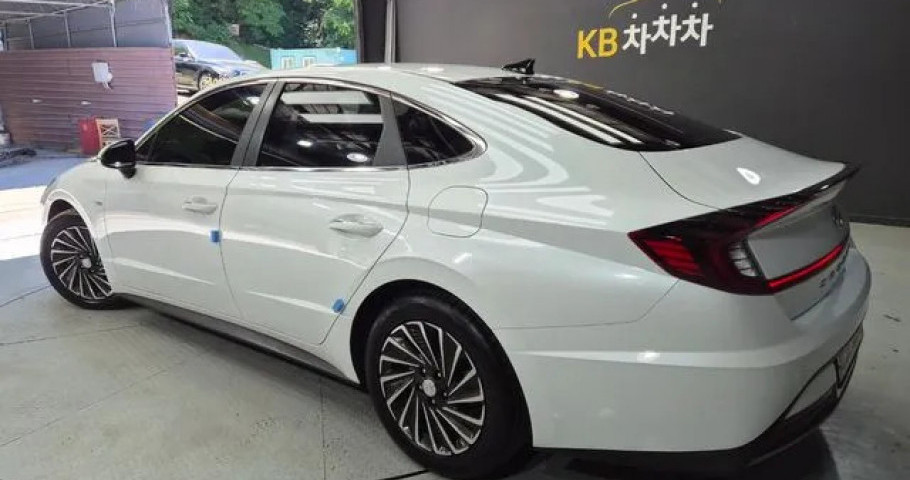 Hyundai Sonata 