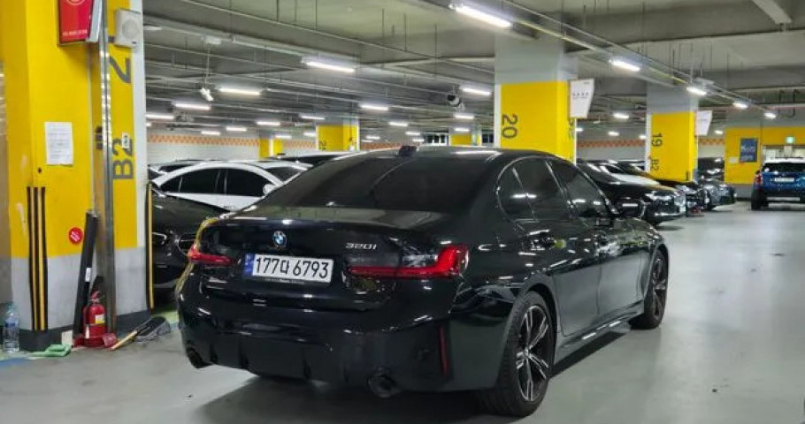 Bmw 3-Series 