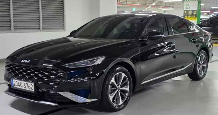 Kia K8 