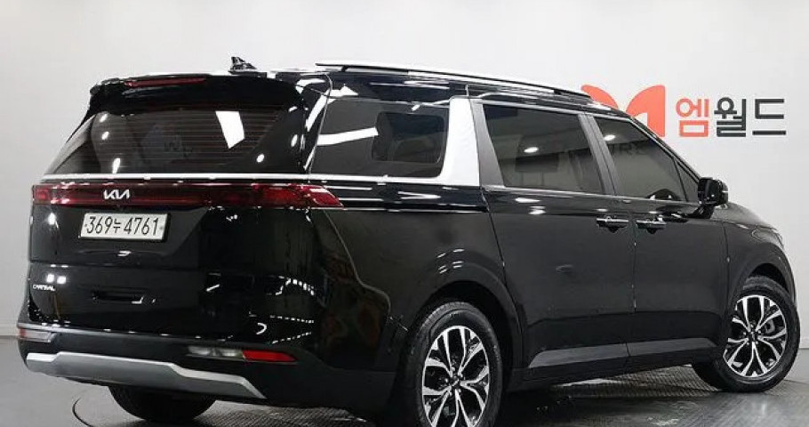 Kia Carnival 