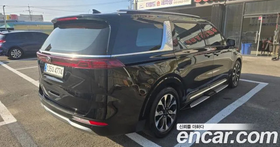 Kia Carnival 
