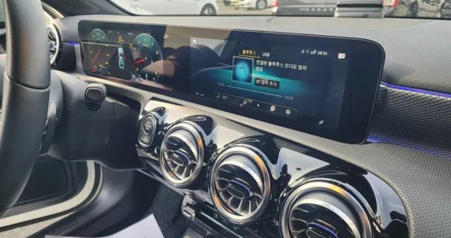 Mercedes-Benz A-Class 