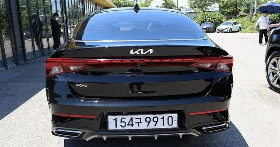 Kia K5 