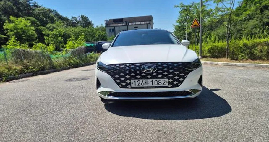 Hyundai Grandeur 