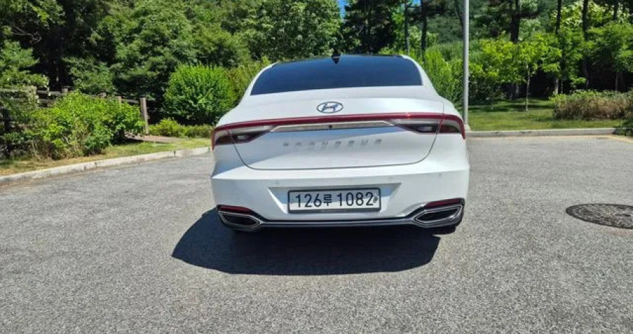 Hyundai Grandeur 