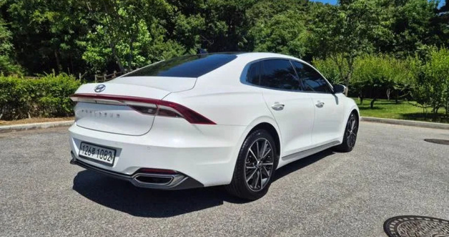 Hyundai Grandeur 