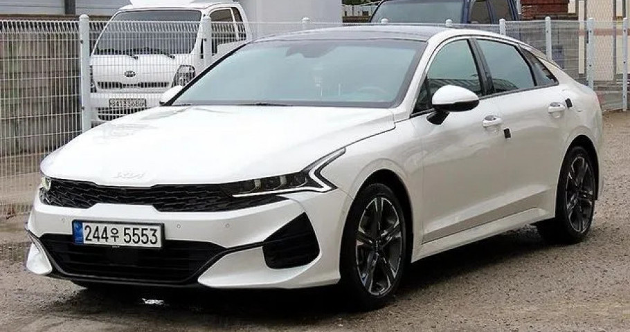 Kia K5 