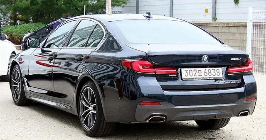 Bmw 5-Series 