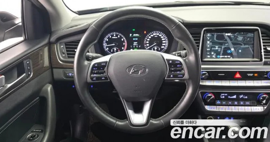 Hyundai Sonata 