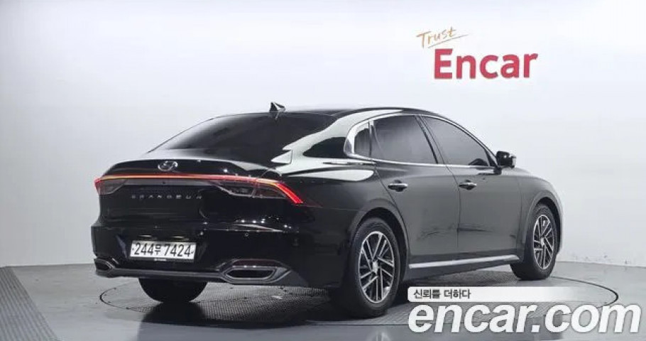 Hyundai Grandeur 